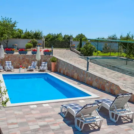 Hébergement de vacances Holiday Edo